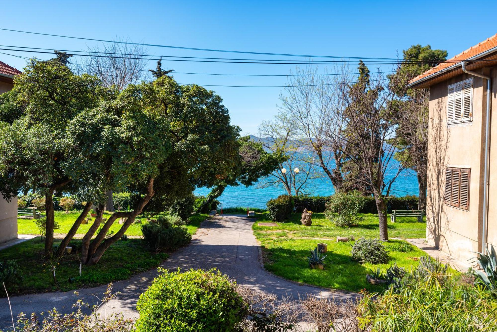 Apartamento Kolovare Garden Oasis - First Row By Sea Zadar Exterior foto