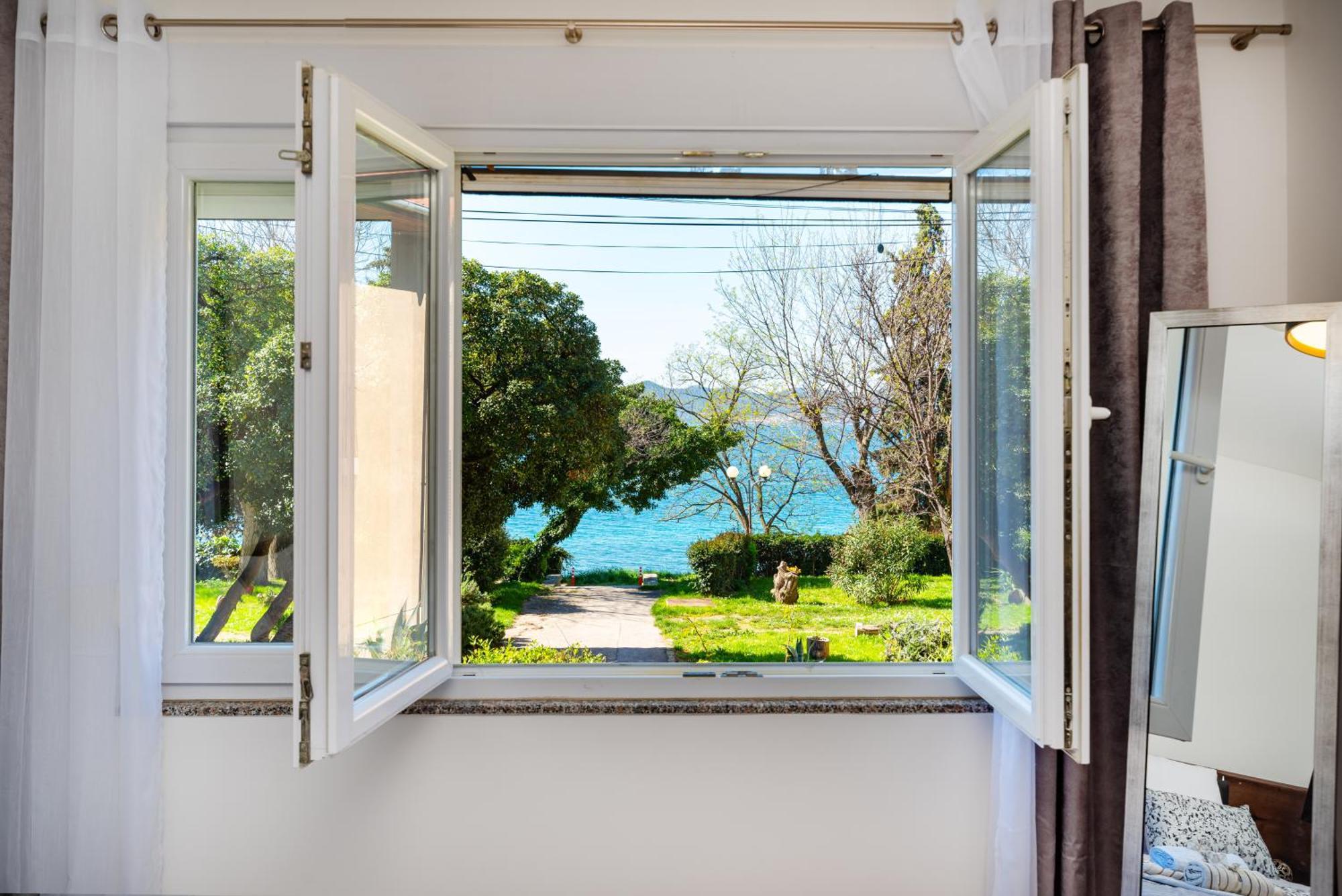 Apartamento Kolovare Garden Oasis - First Row By Sea Zadar Exterior foto